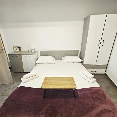 Acvi Lux - Center By Seafront Area Apartament *